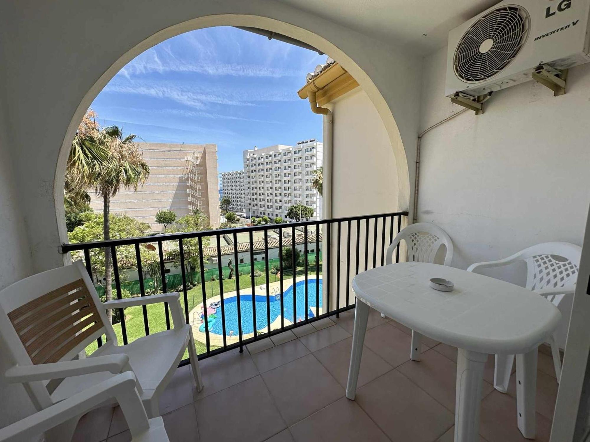 Apartamento La Carihuela A 2 Minutos De La Playa Торремолінос Екстер'єр фото